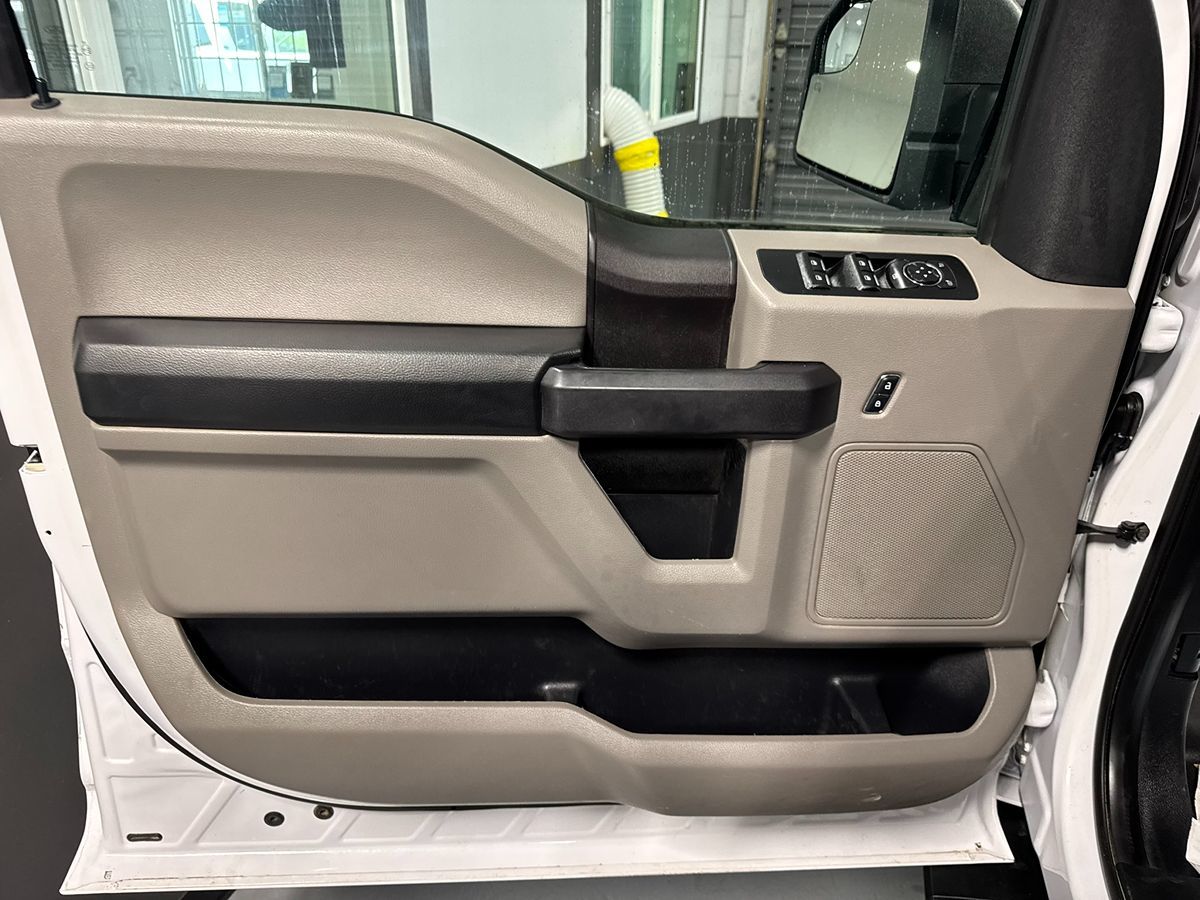 2018 Ford F-150 XL - Photo 12