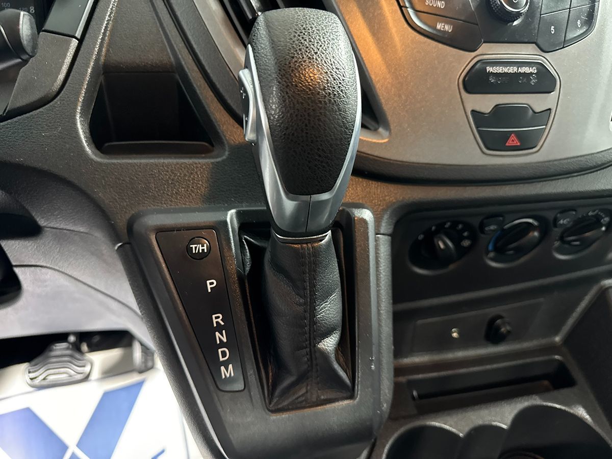 2018 Ford Transit Chassis photo 14