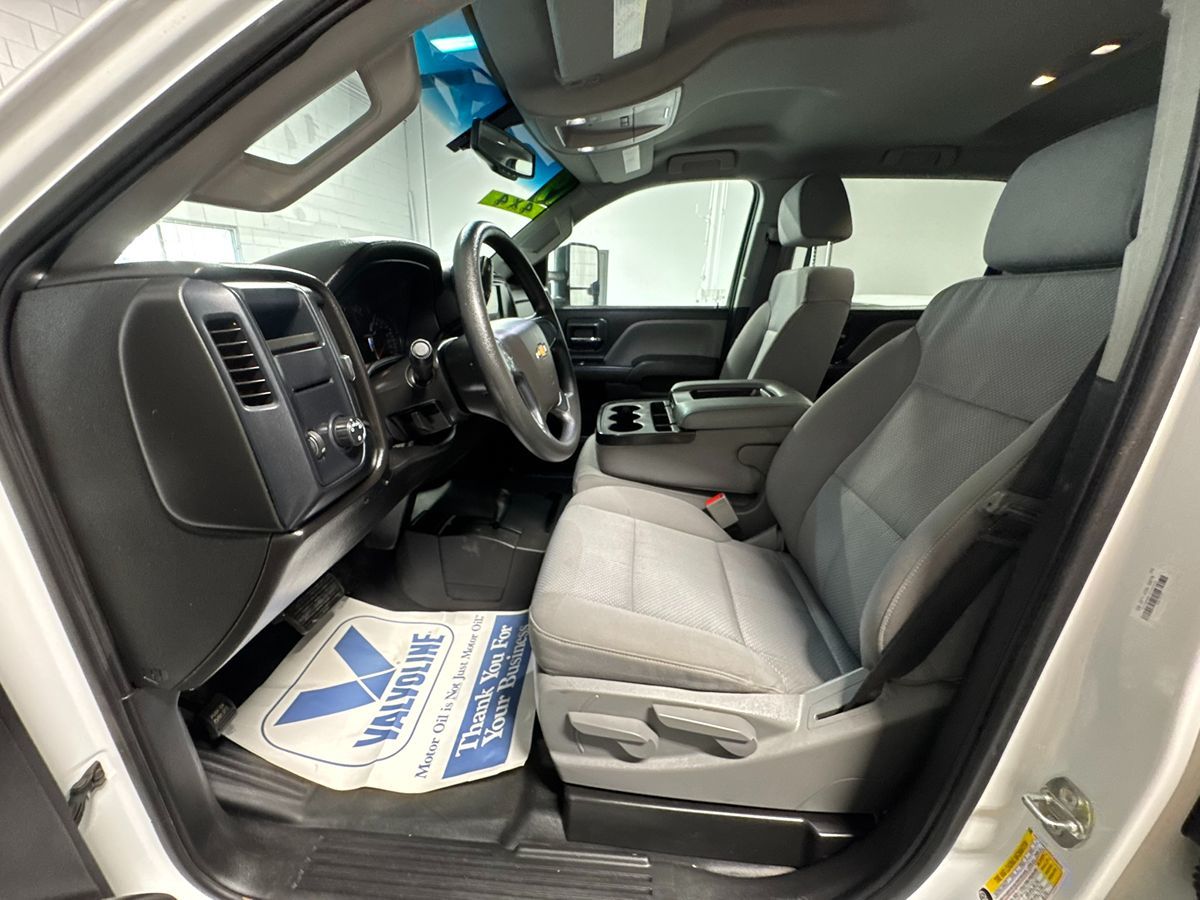 2019 Chevrolet Silverado 2500HD Work Truck photo 12