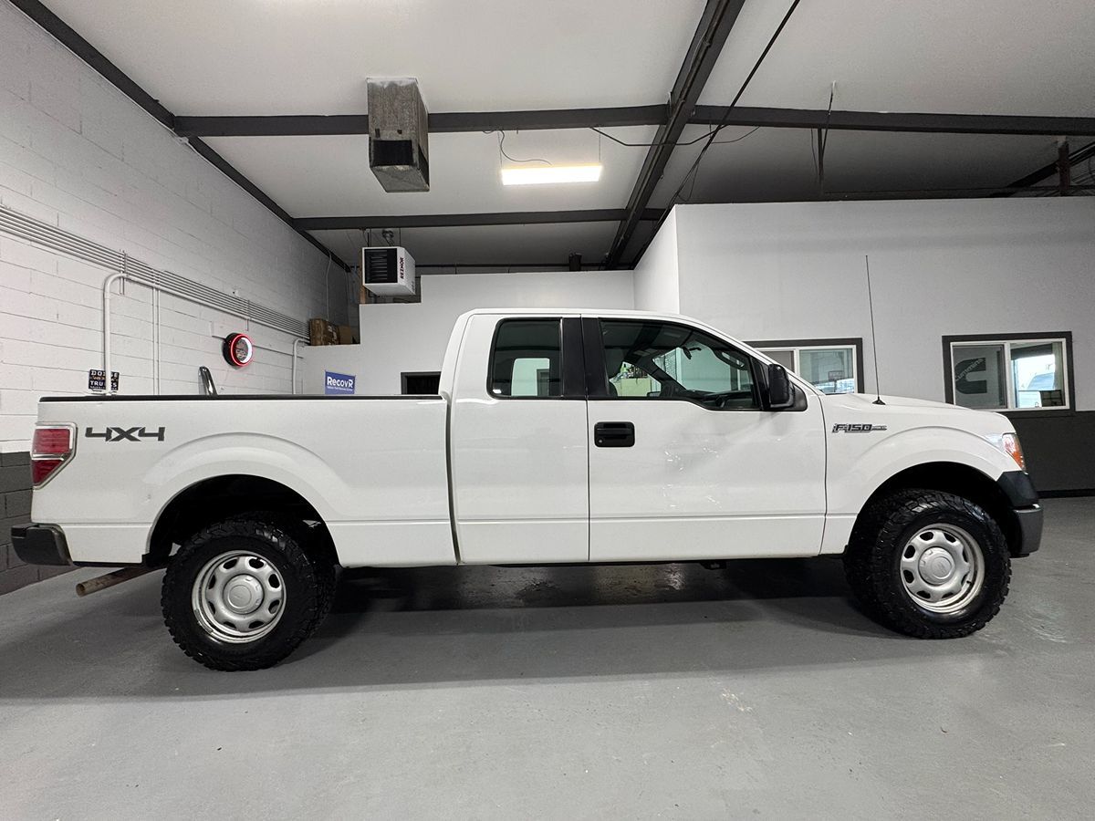 2013 Ford F-150 XL photo 2