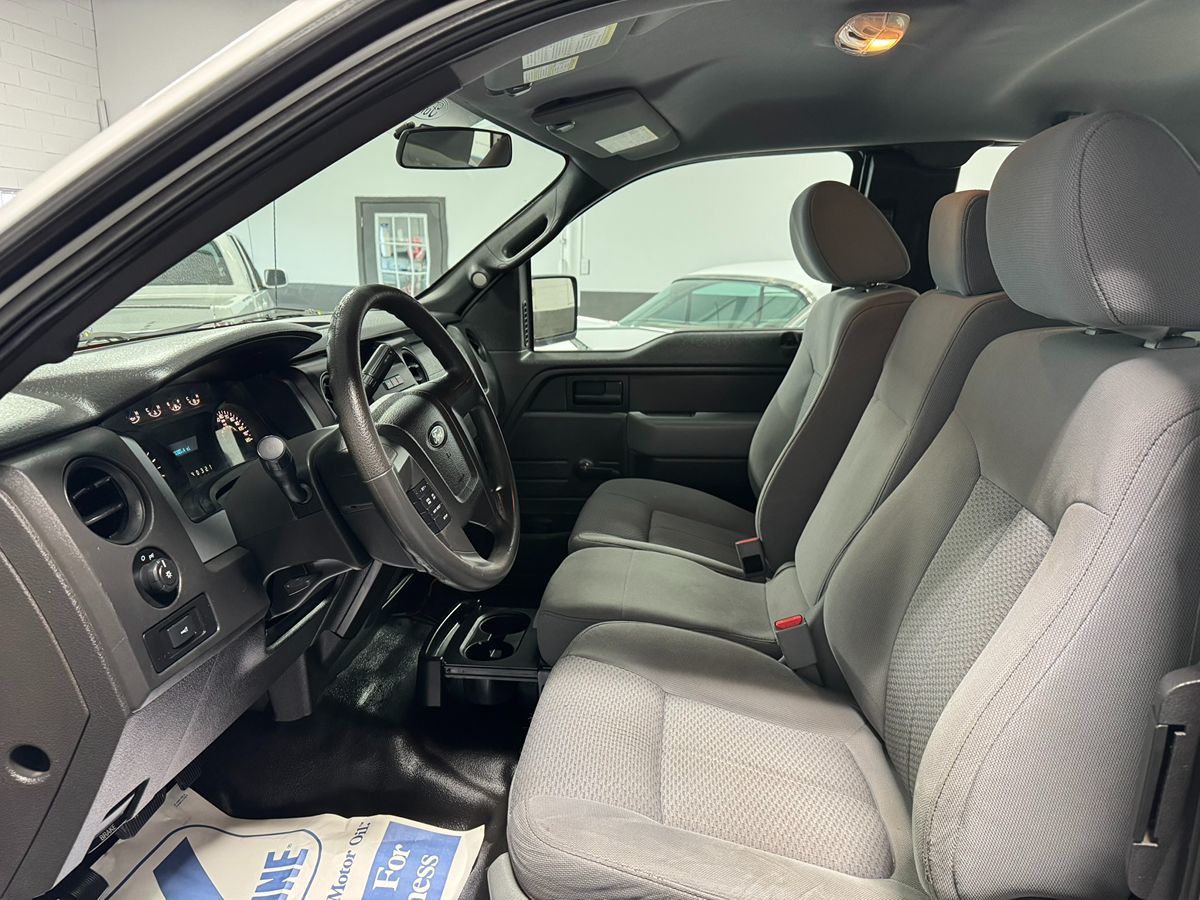 2013 Ford F-150 XL photo 8