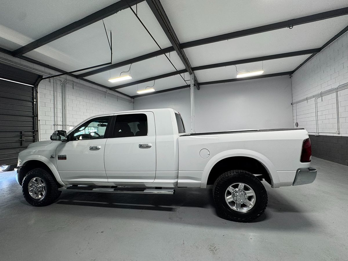 2012 Ram 2500 Laramie photo 9