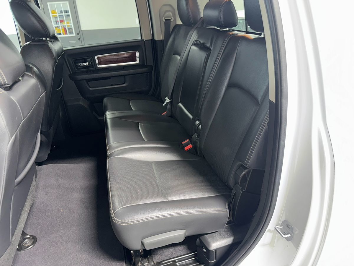 2012 Ram 2500 Laramie photo 21