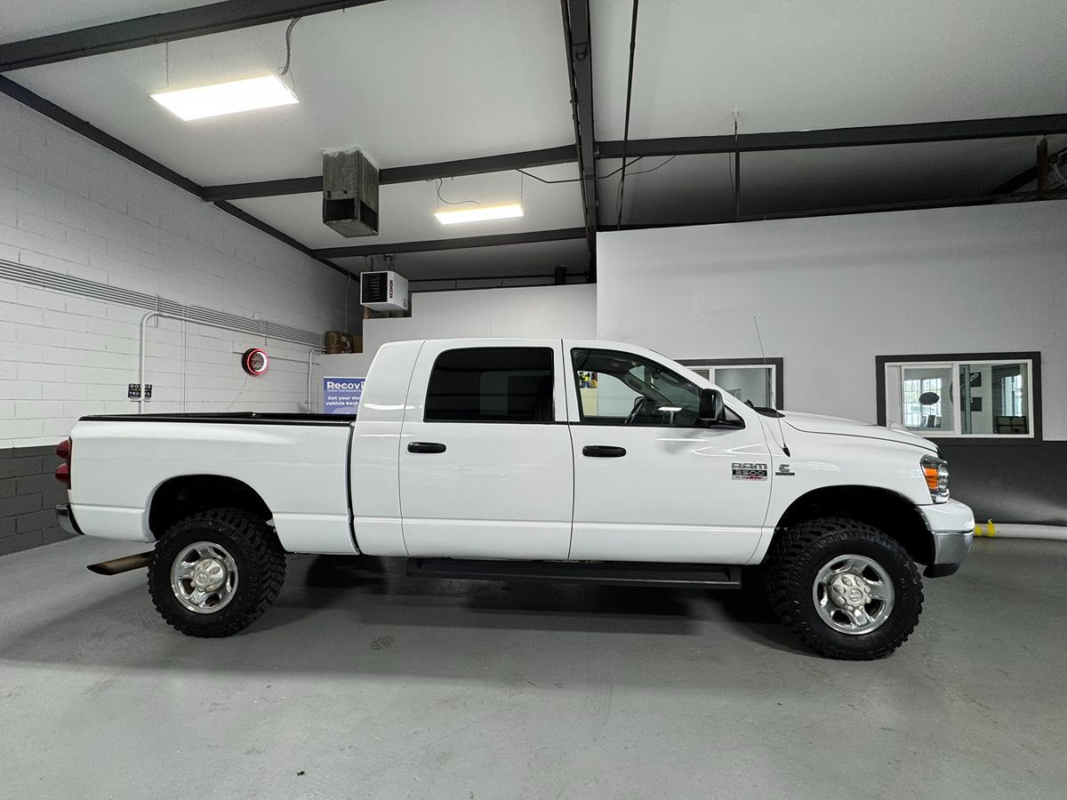 2007 Dodge Ram SLT photo 3