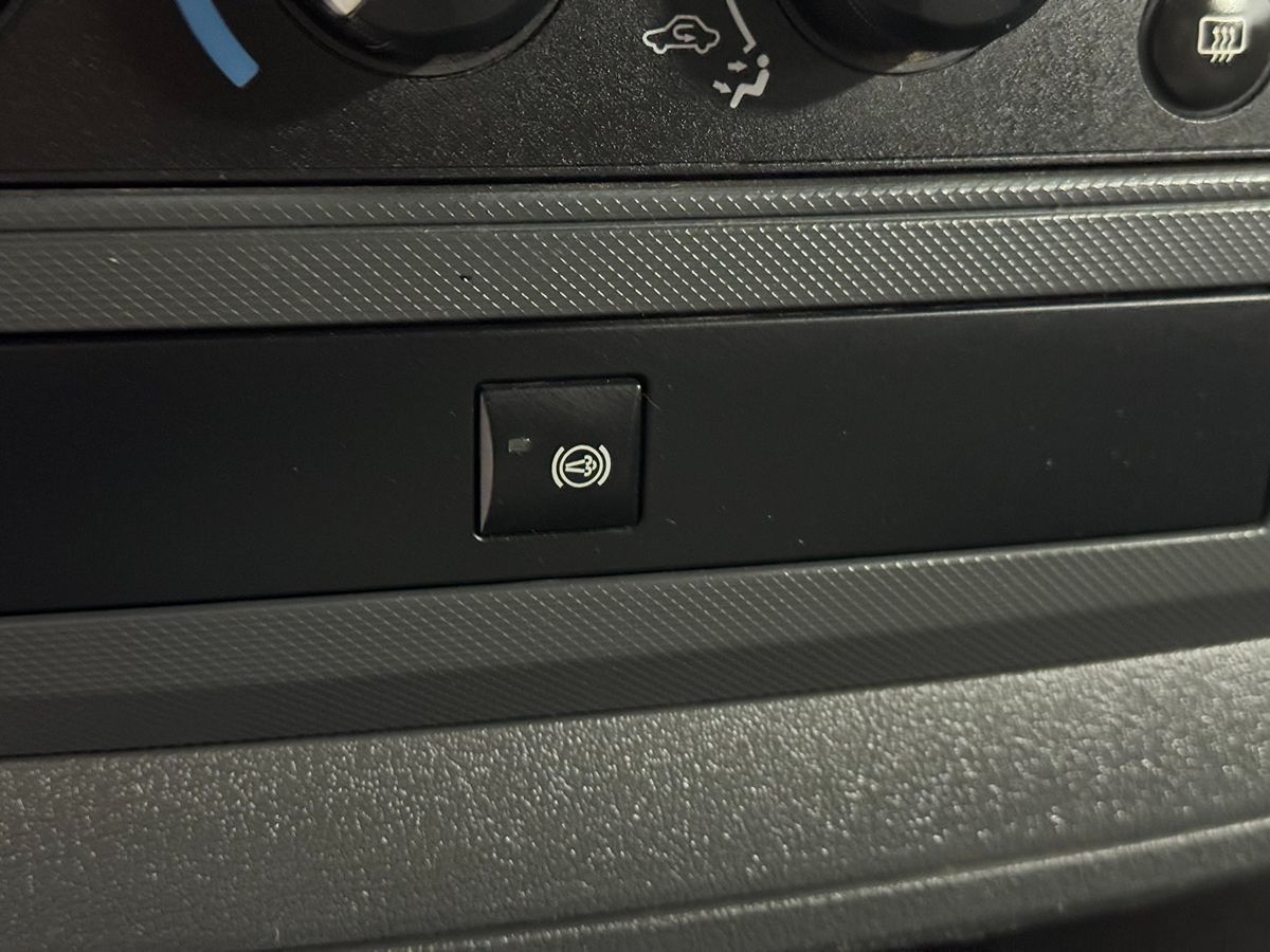 2007 Dodge Ram SLT photo 16