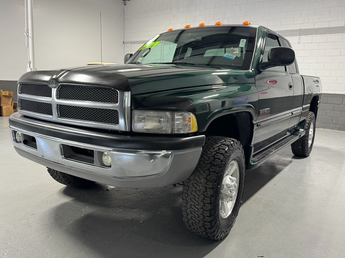 2001 Dodge Ram photo 5