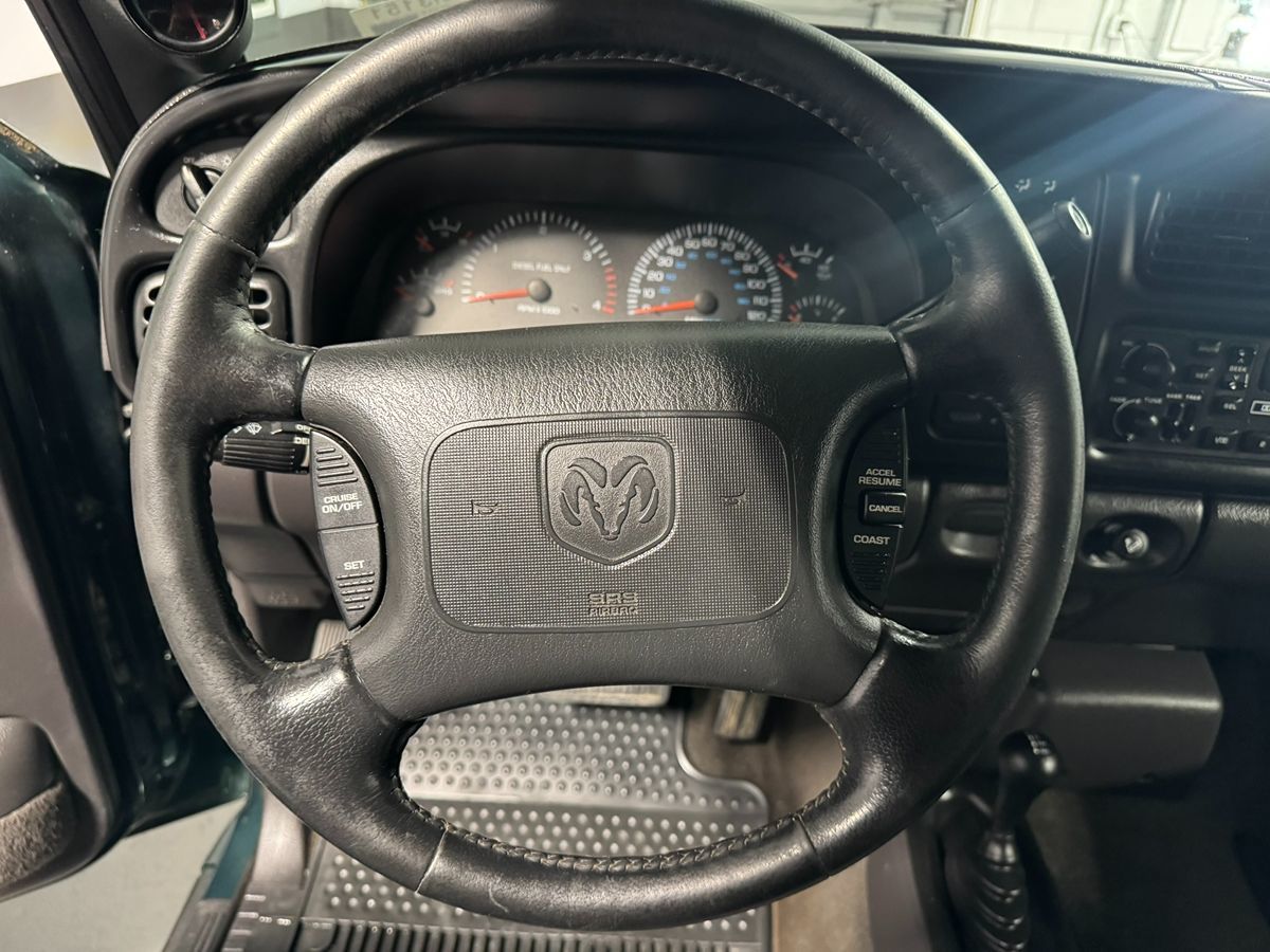 2001 Dodge Ram photo 10
