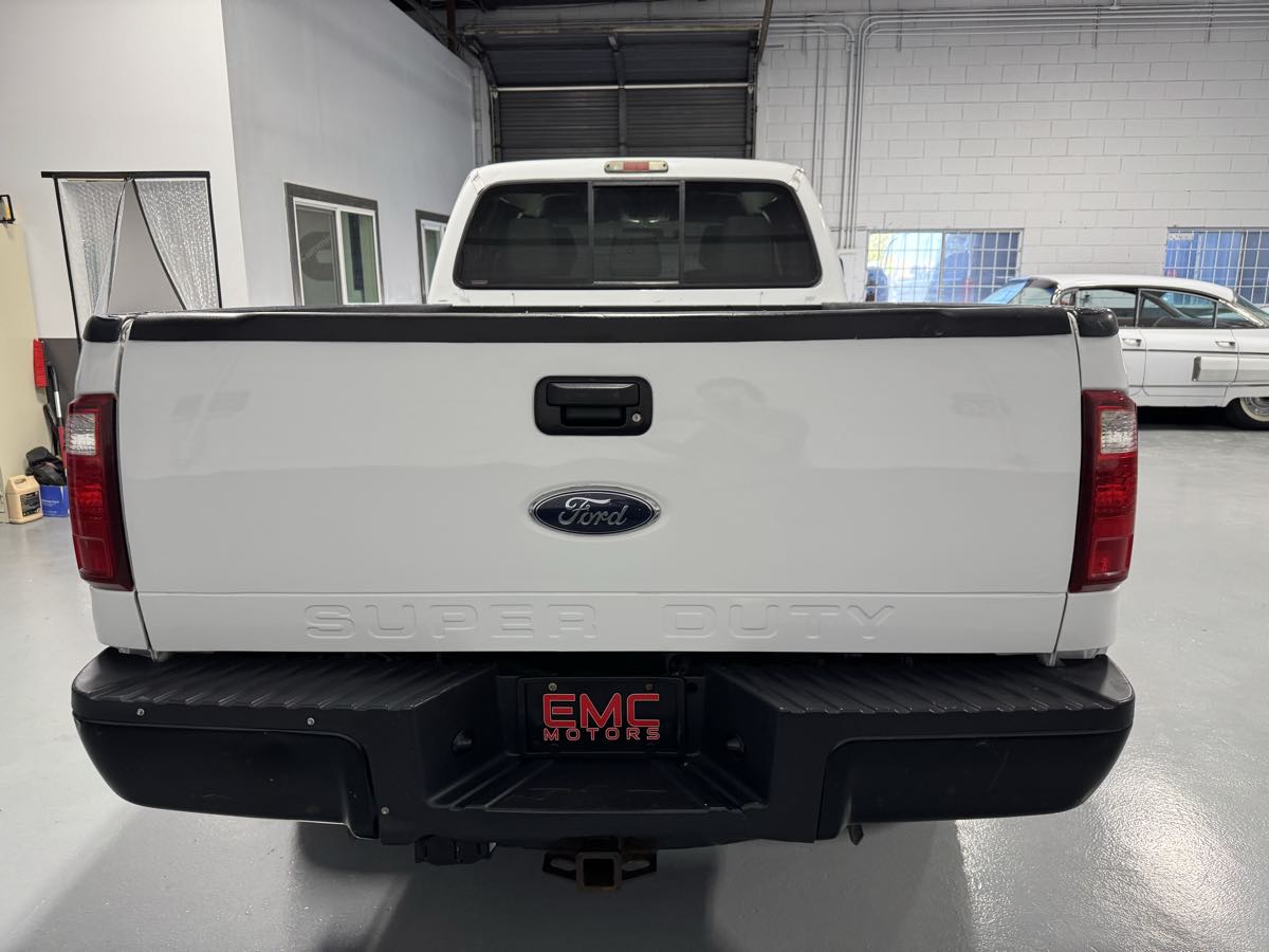 2011 Ford F-350 XL photo 5