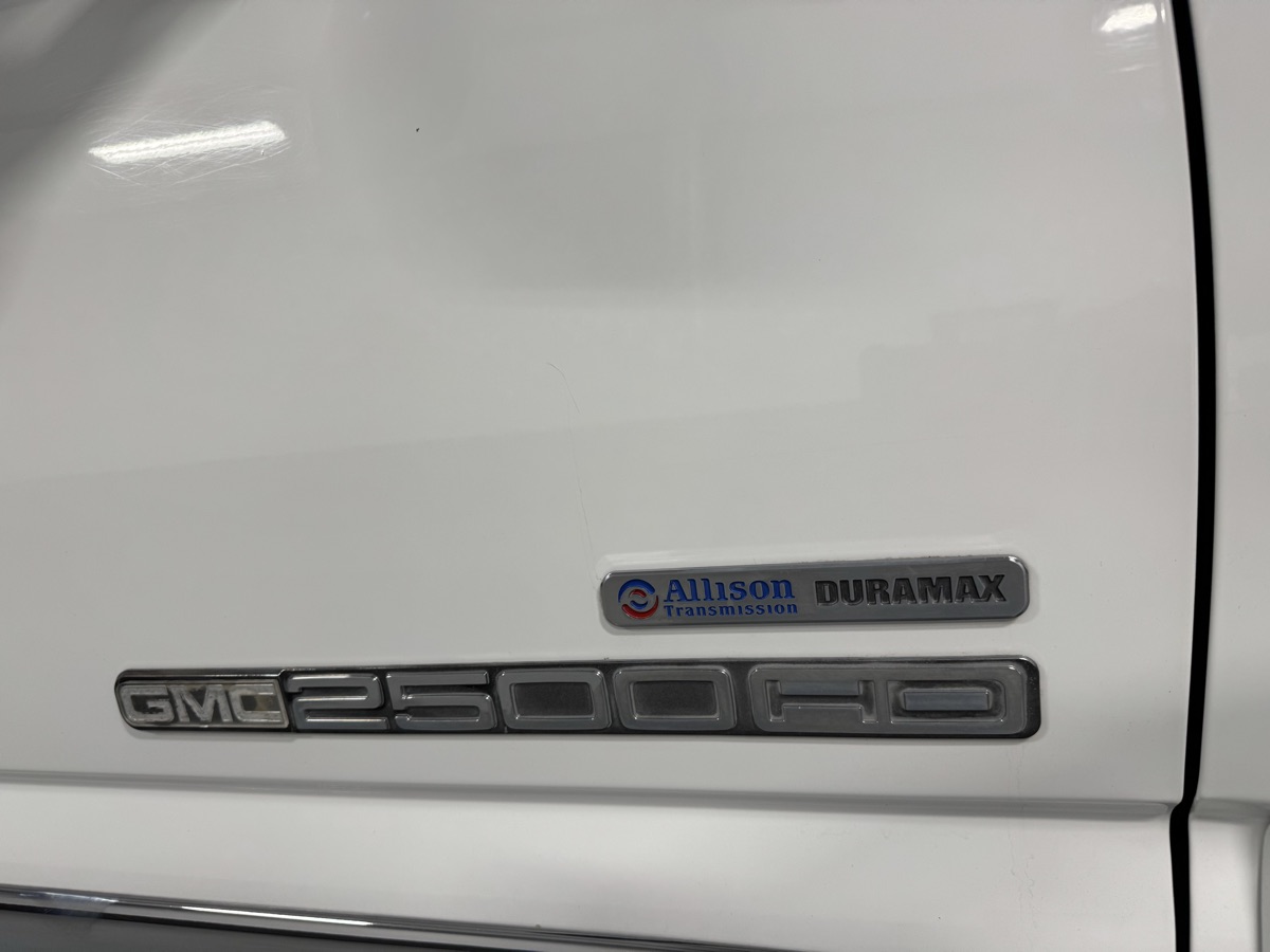 2006 Gmc Sierra 2500 HD photo 4