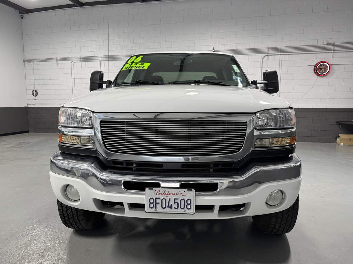2006 Gmc Sierra 2500 HD photo 11