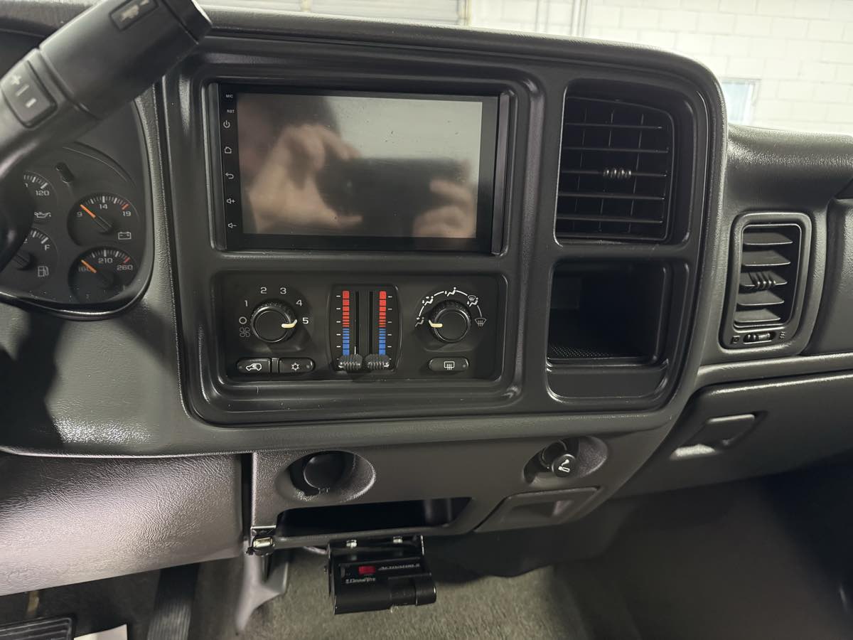 2006 Gmc Sierra 2500 HD photo 18