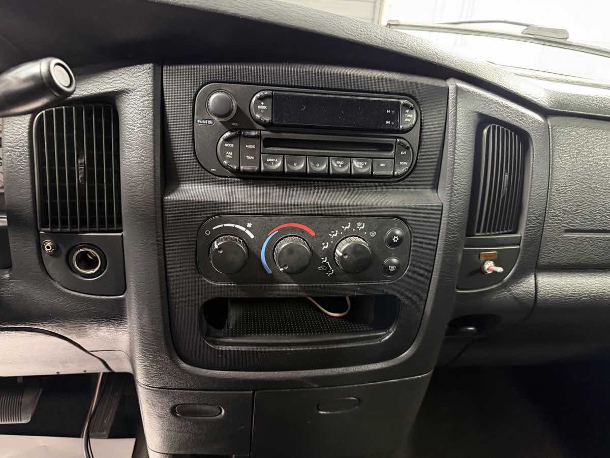 2005 Dodge Ram 2500 Pickup Laramie - Photo 15