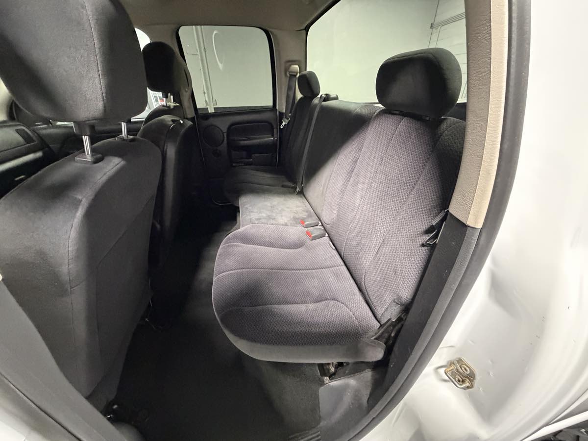 2005 Dodge Ram 2500 Pickup Laramie - Photo 17