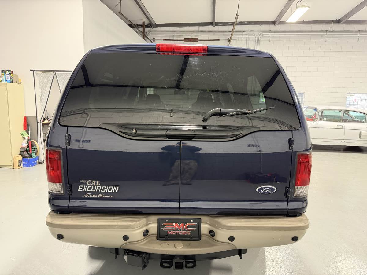 2004 Ford Excursion Eddie Bauer photo 4