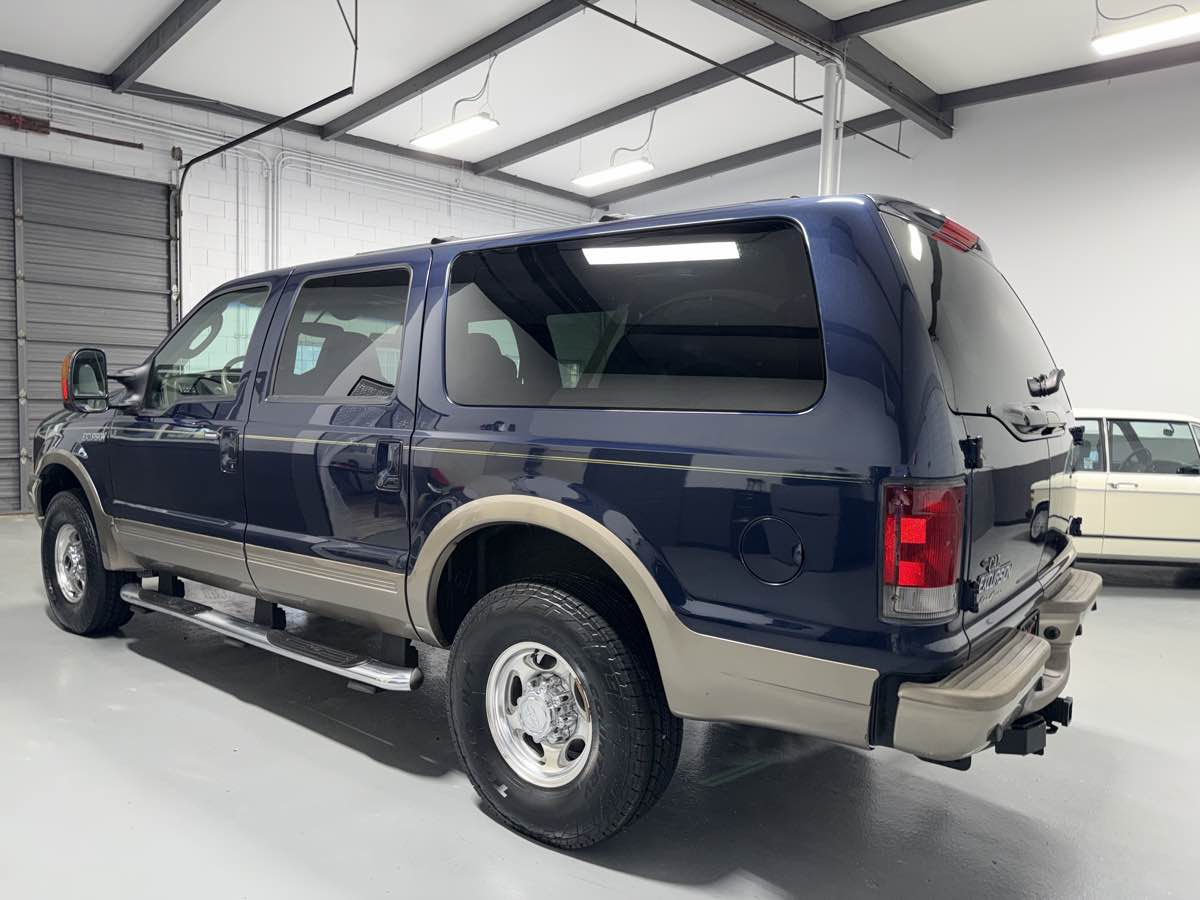 2004 Ford Excursion Eddie Bauer photo 6