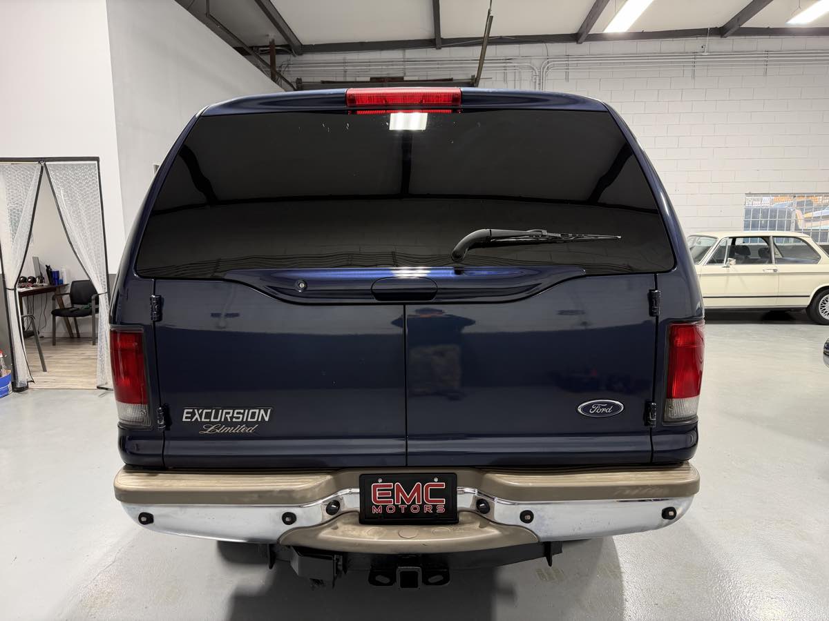 2002 Ford Excursion Limited photo 4