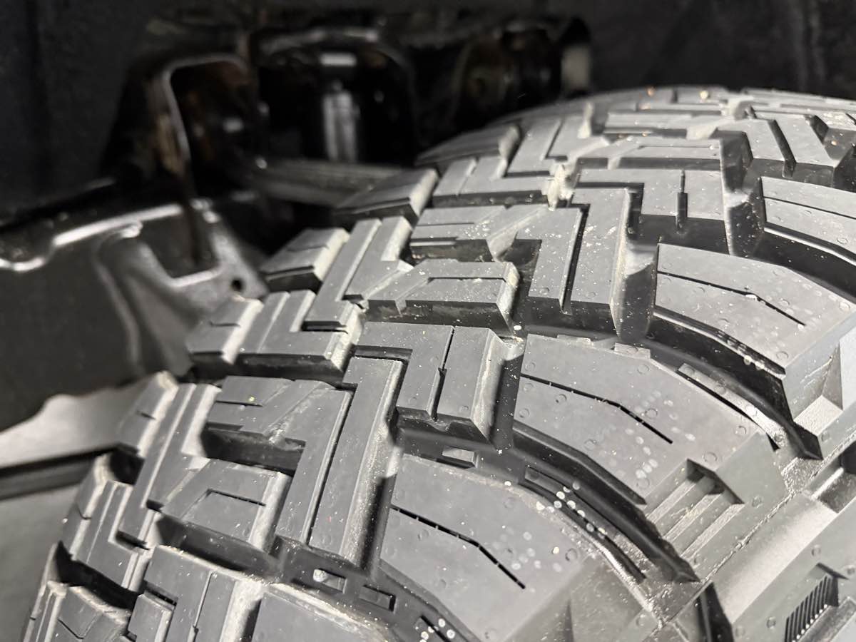 2017 Chevrolet Silverado Work Truck LS Base photo 3