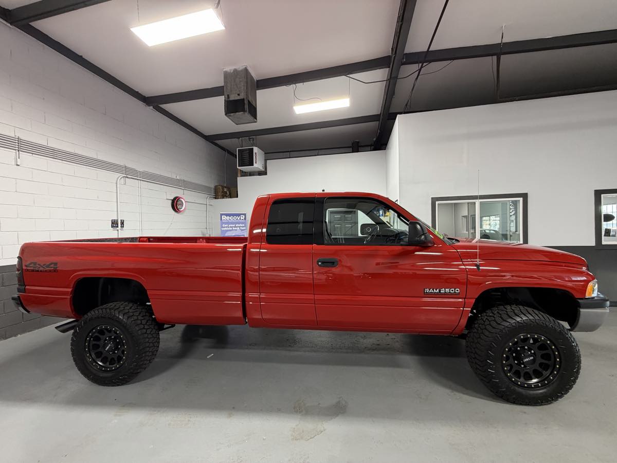 2001 Dodge Ram photo 3