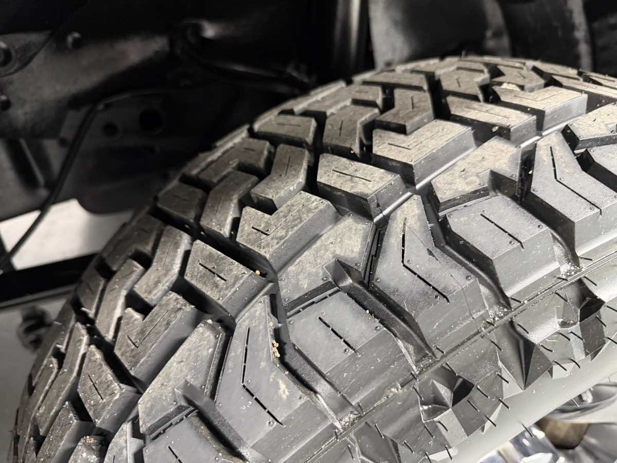 2004 Ford Excursion Limited photo 3