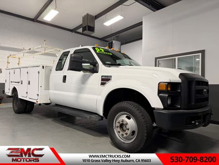 2009 Ford Super Duty F-350 DRW XL