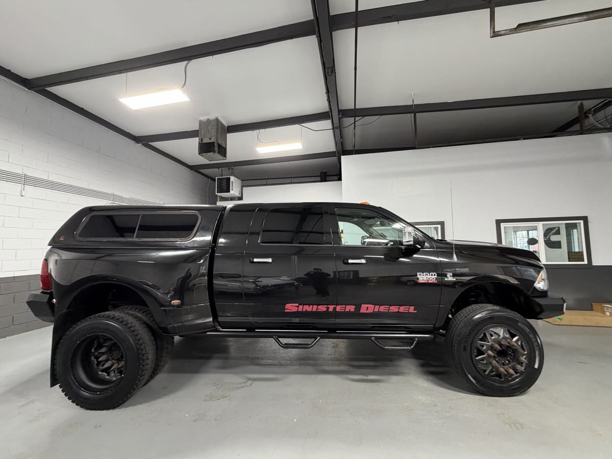 2011 Ram 3500 Laramie photo 2