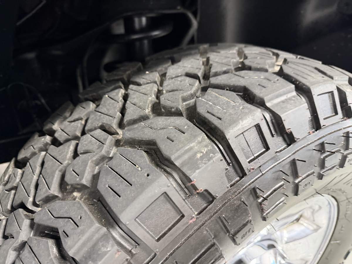 2006 Dodge Ram Laramie photo 2