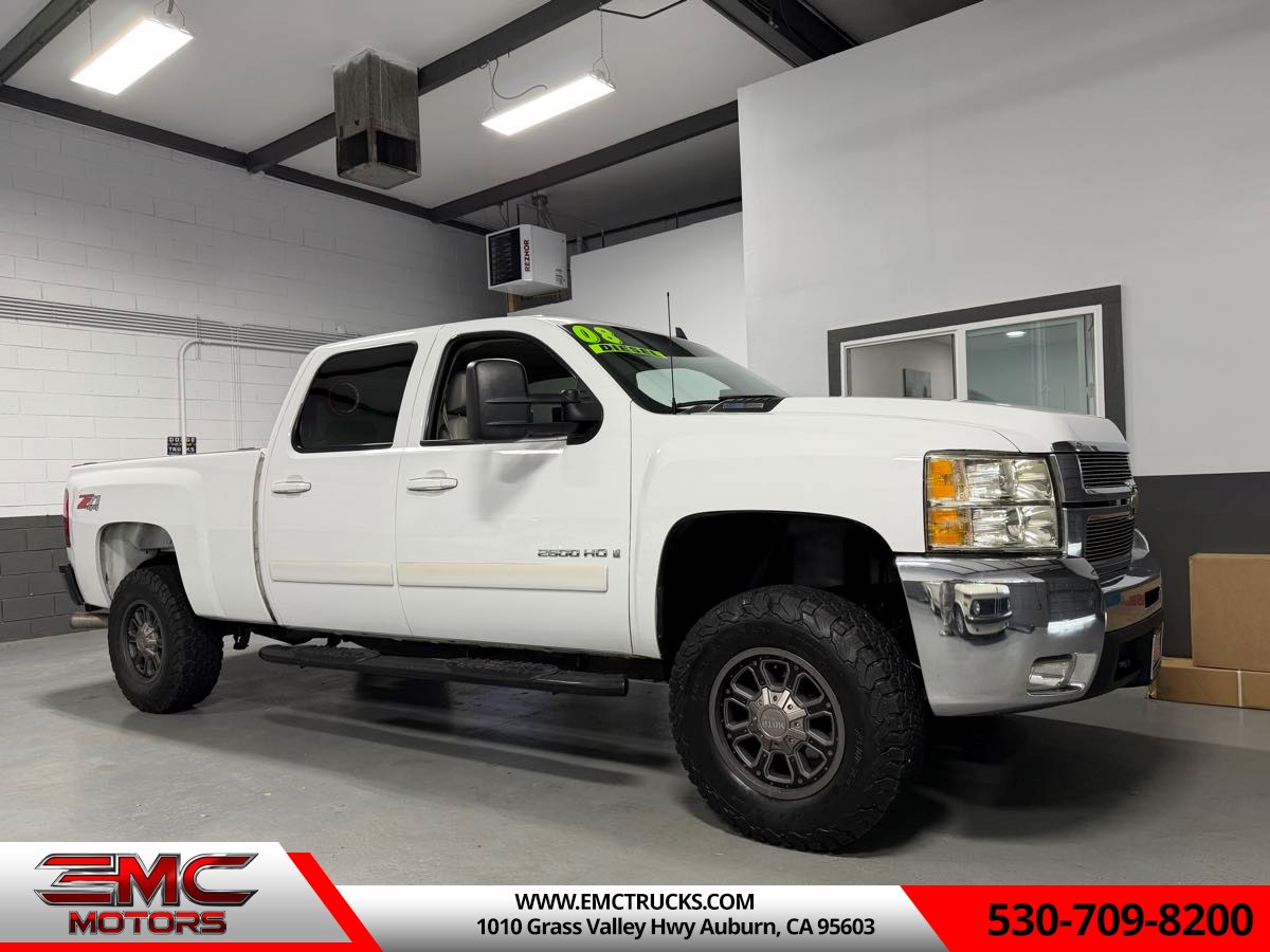 2008 Chevrolet Silverado HD LTZ 4WD Crew Cab SWB's photo