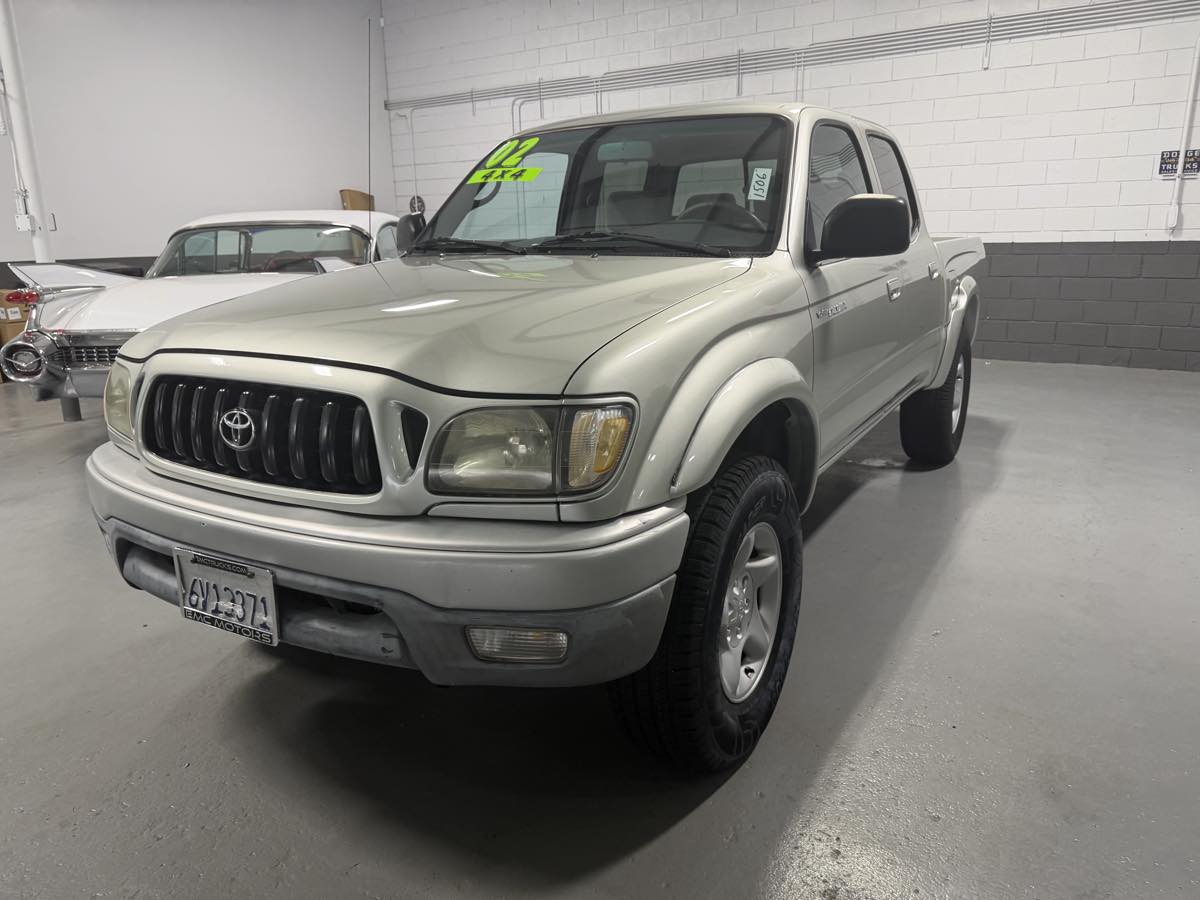 Photo 8 of this Toyota Tacoma