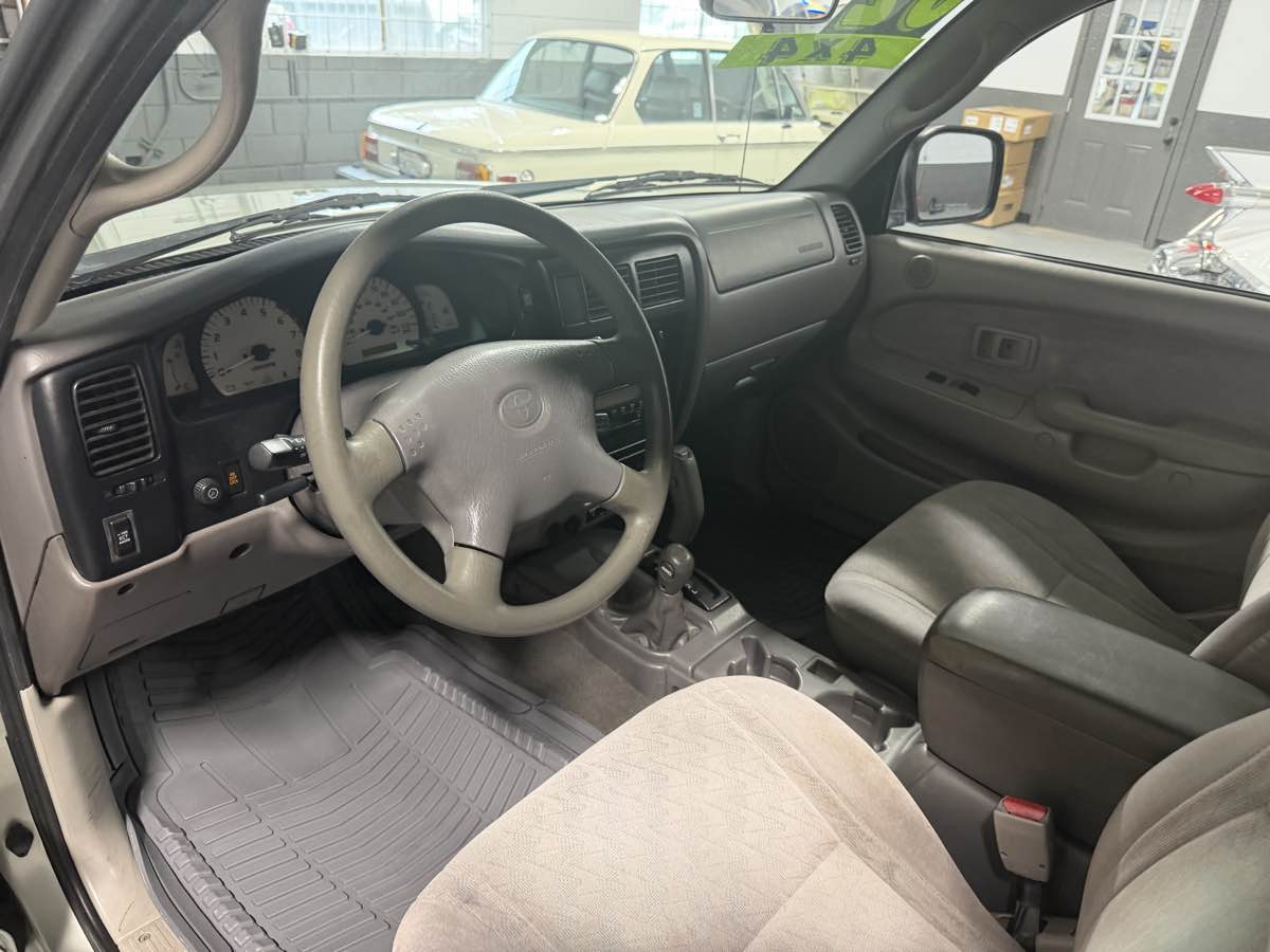 Photo 13 of this Toyota Tacoma
