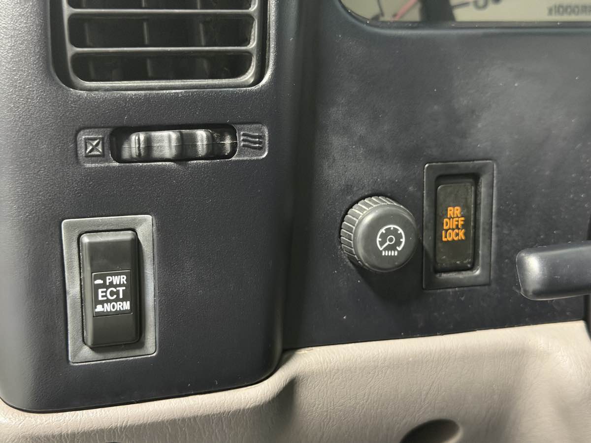 Photo 14 of this Toyota Tacoma