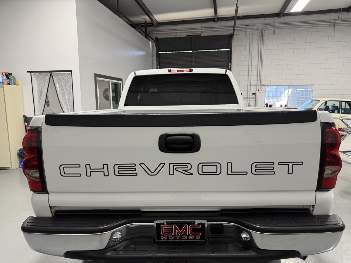 Photo 7 of this Chevrolet Silverado 2500HD
