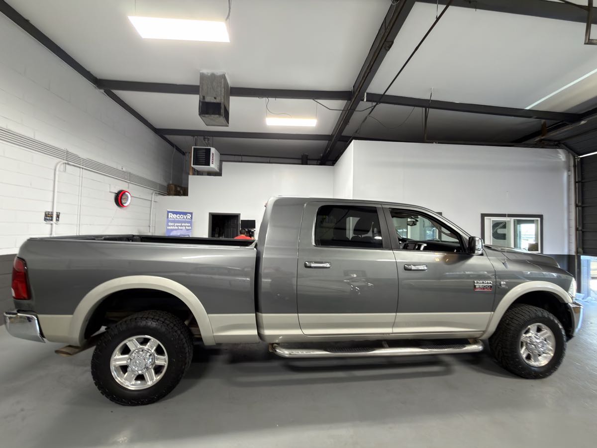 Photo 5 of this Dodge Ram 2500