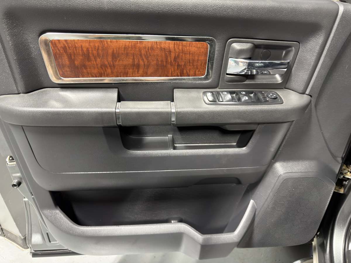 Photo 13 of this Dodge Ram 2500