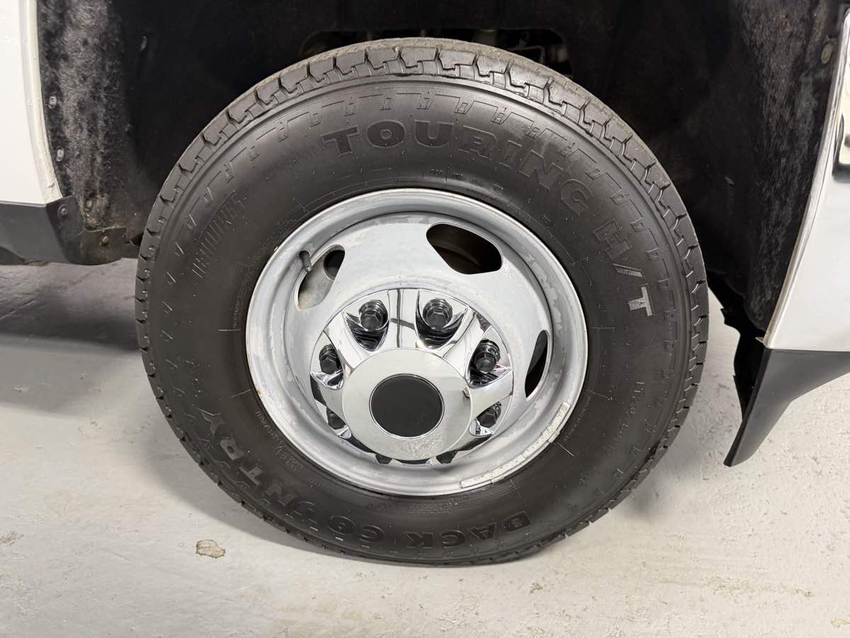Photo 2 of this Chevrolet Silverado 3500HD