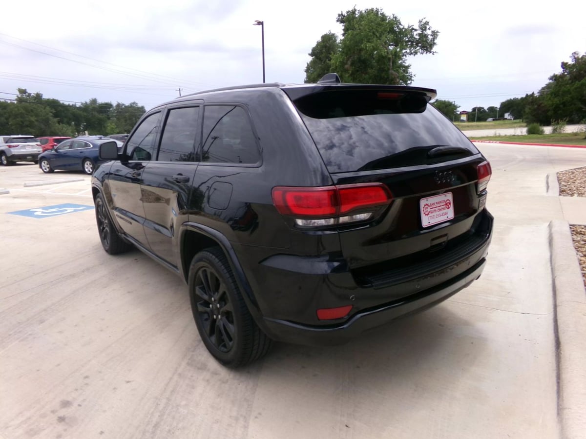 2021 Jeep Grand Cherokee Laredo X photo 8