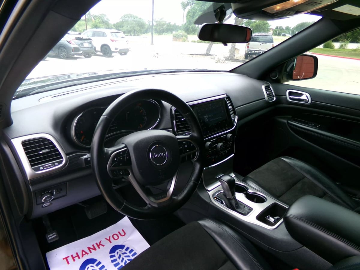 2021 Jeep Grand Cherokee Laredo X photo 14
