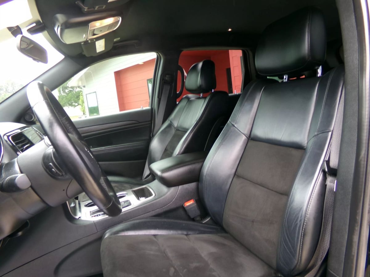 2021 Jeep Grand Cherokee Laredo X photo 15