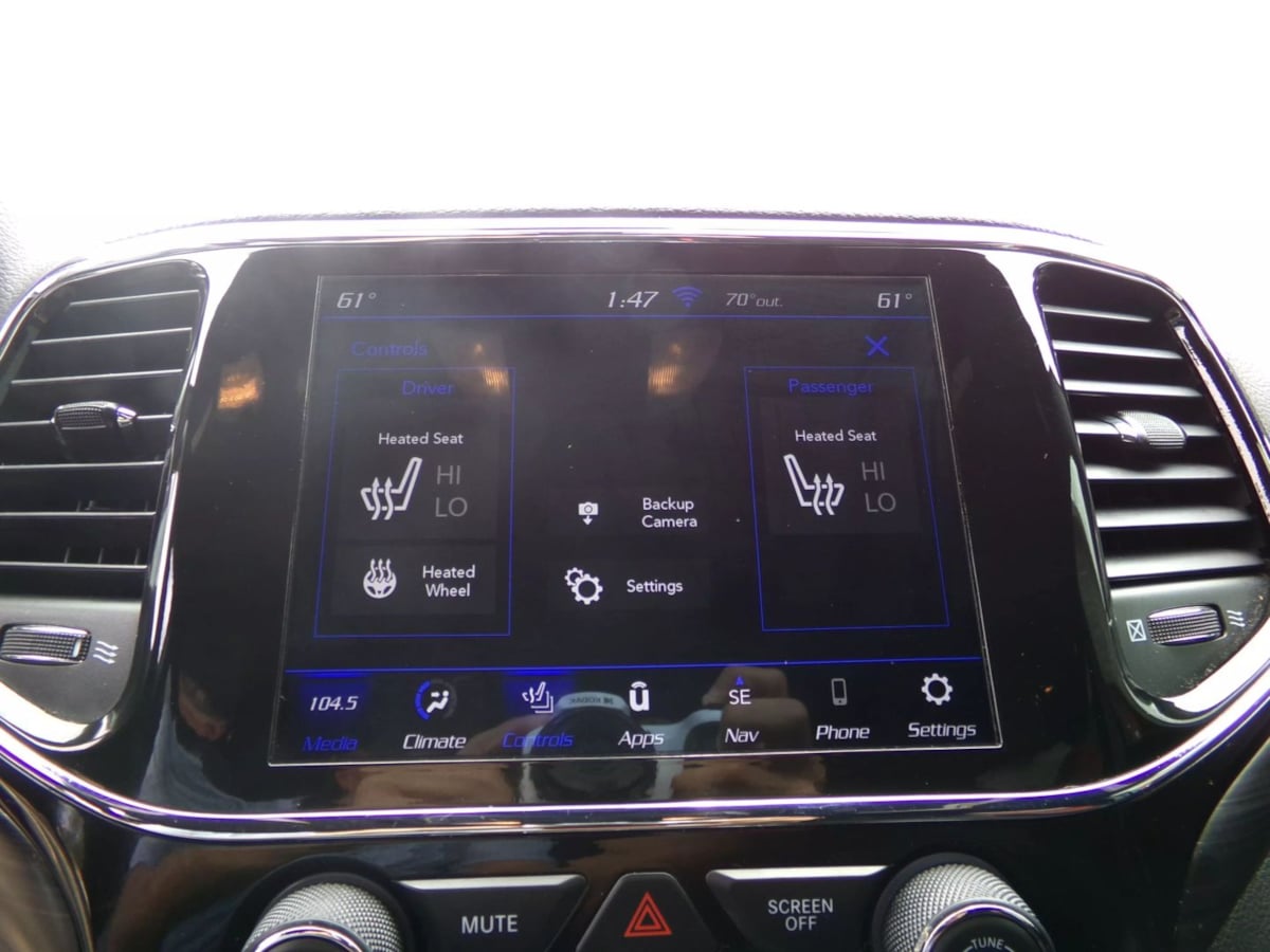 2021 Jeep Grand Cherokee Laredo X photo 22