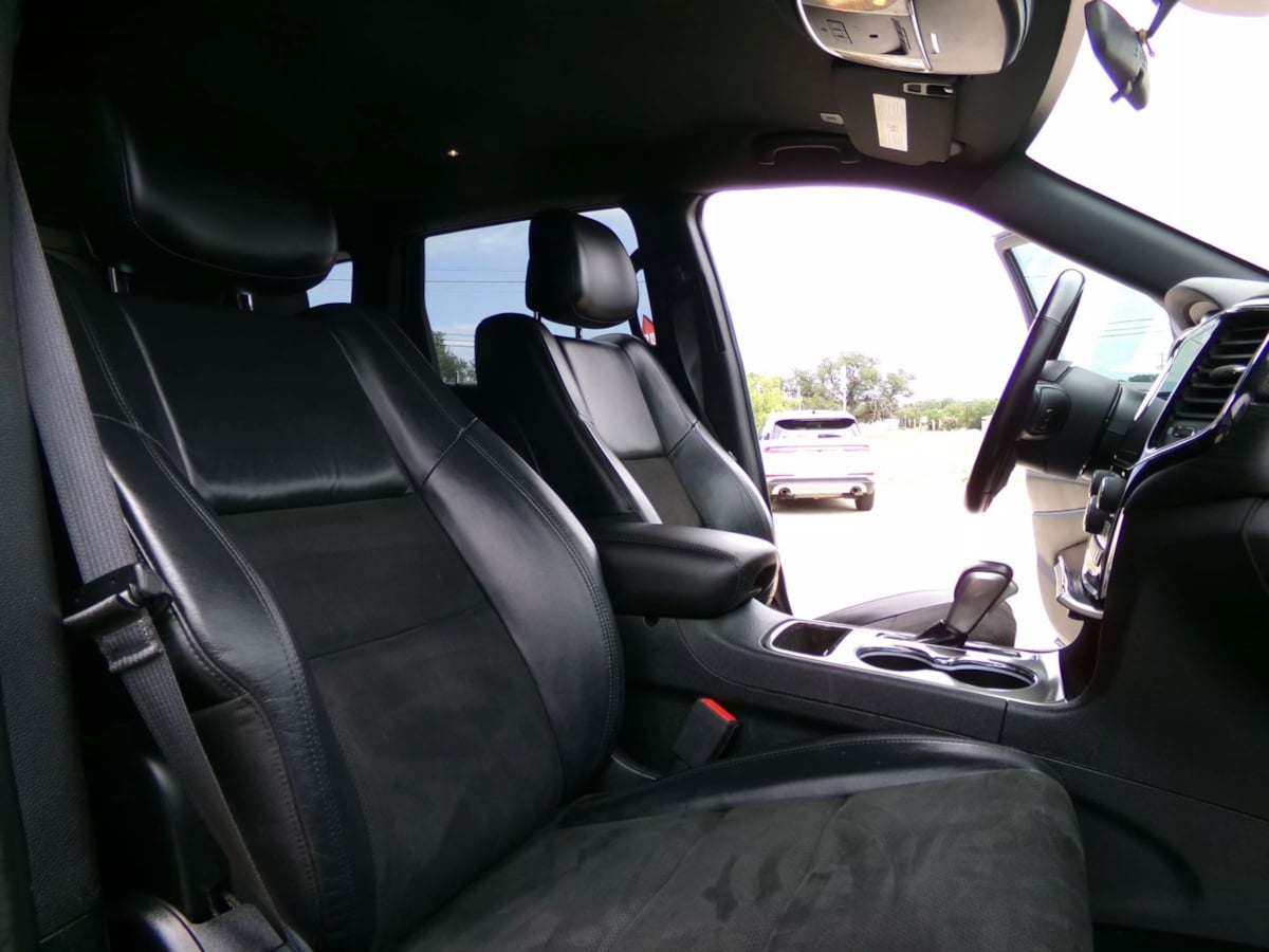 2021 Jeep Grand Cherokee Laredo X photo 33