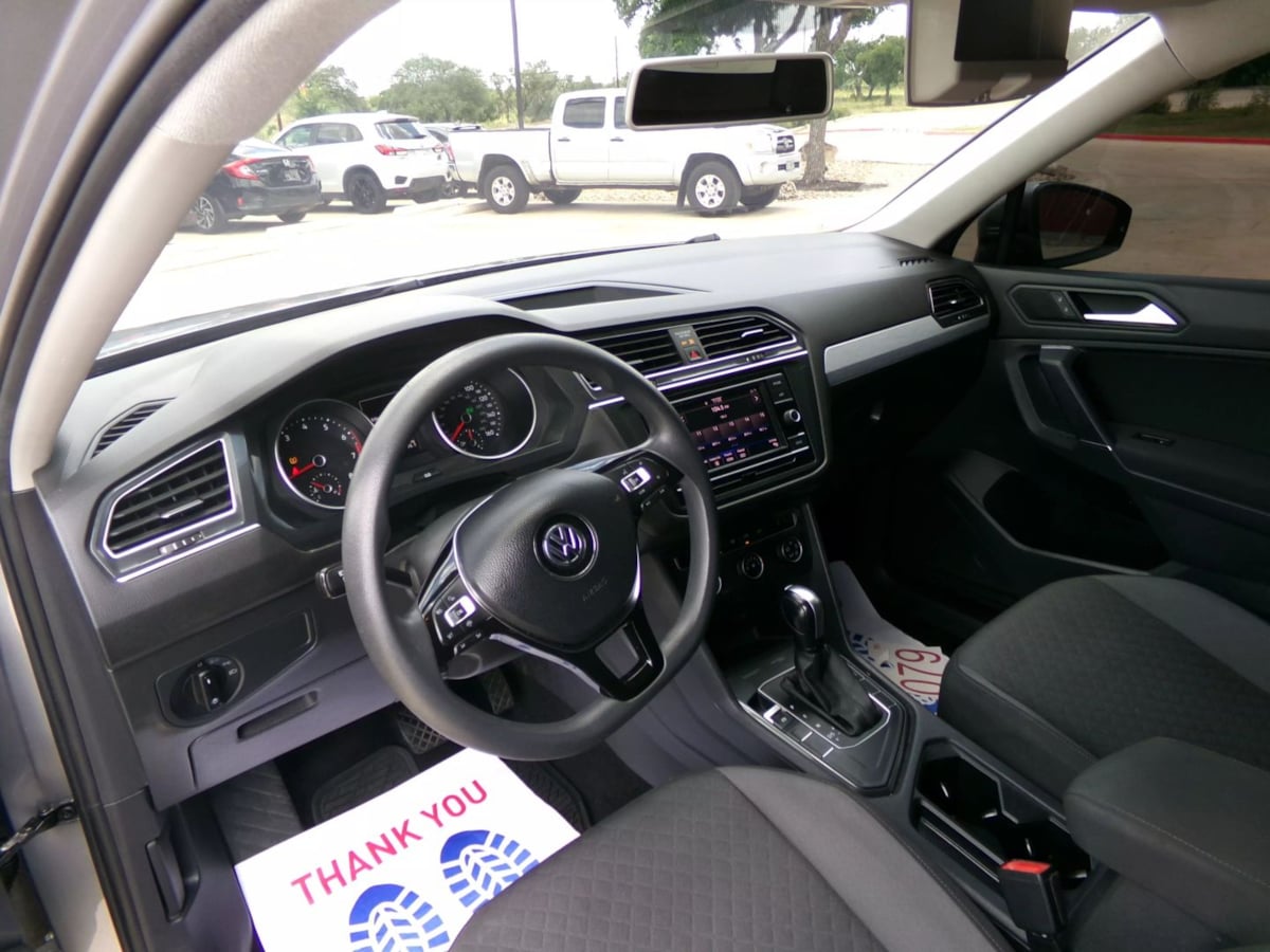 2020 Volkswagen Tiguan S photo 10