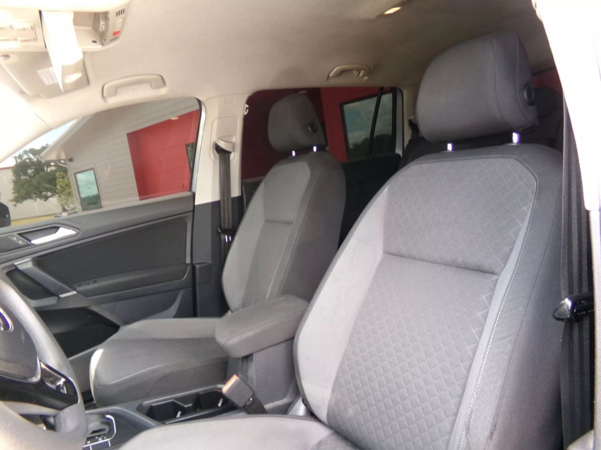 2020 Volkswagen Tiguan S photo 11