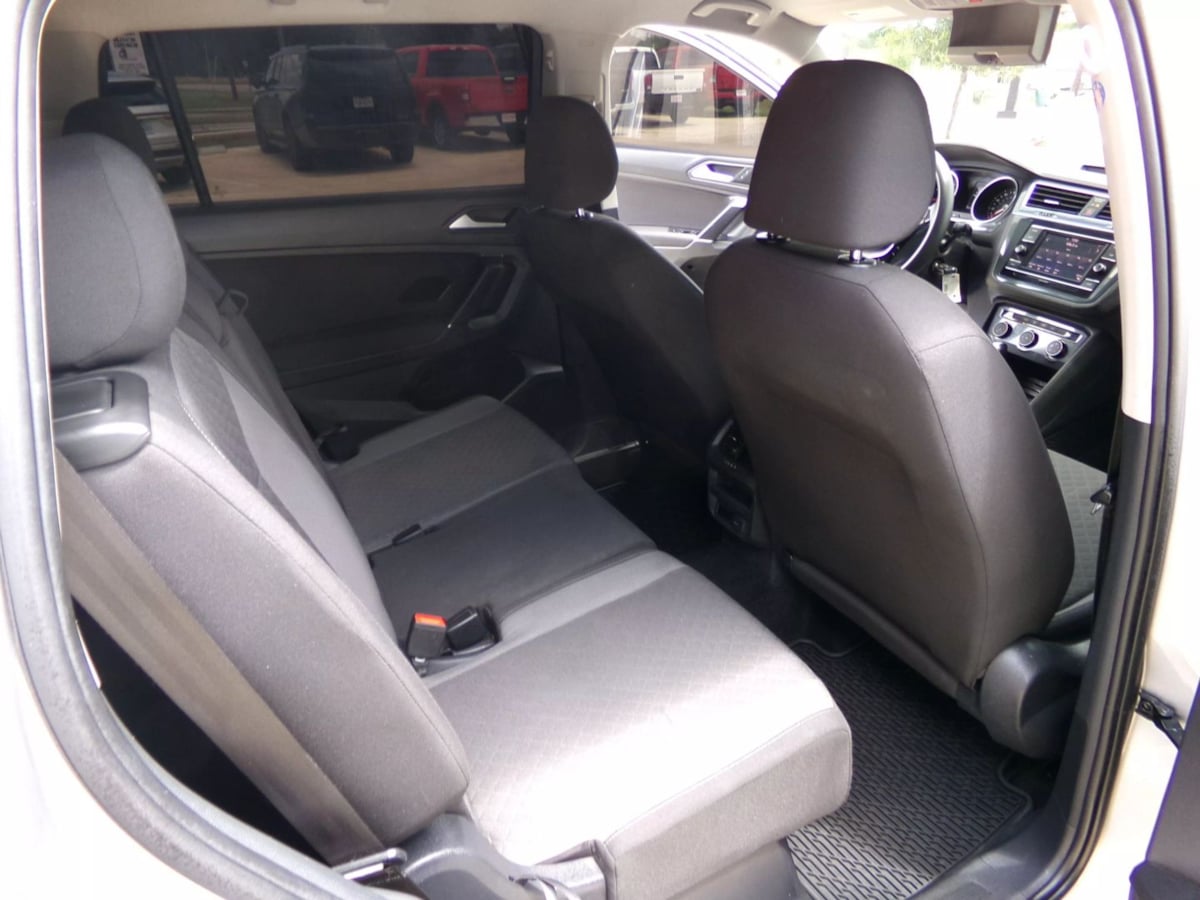 2020 Volkswagen Tiguan S photo 26