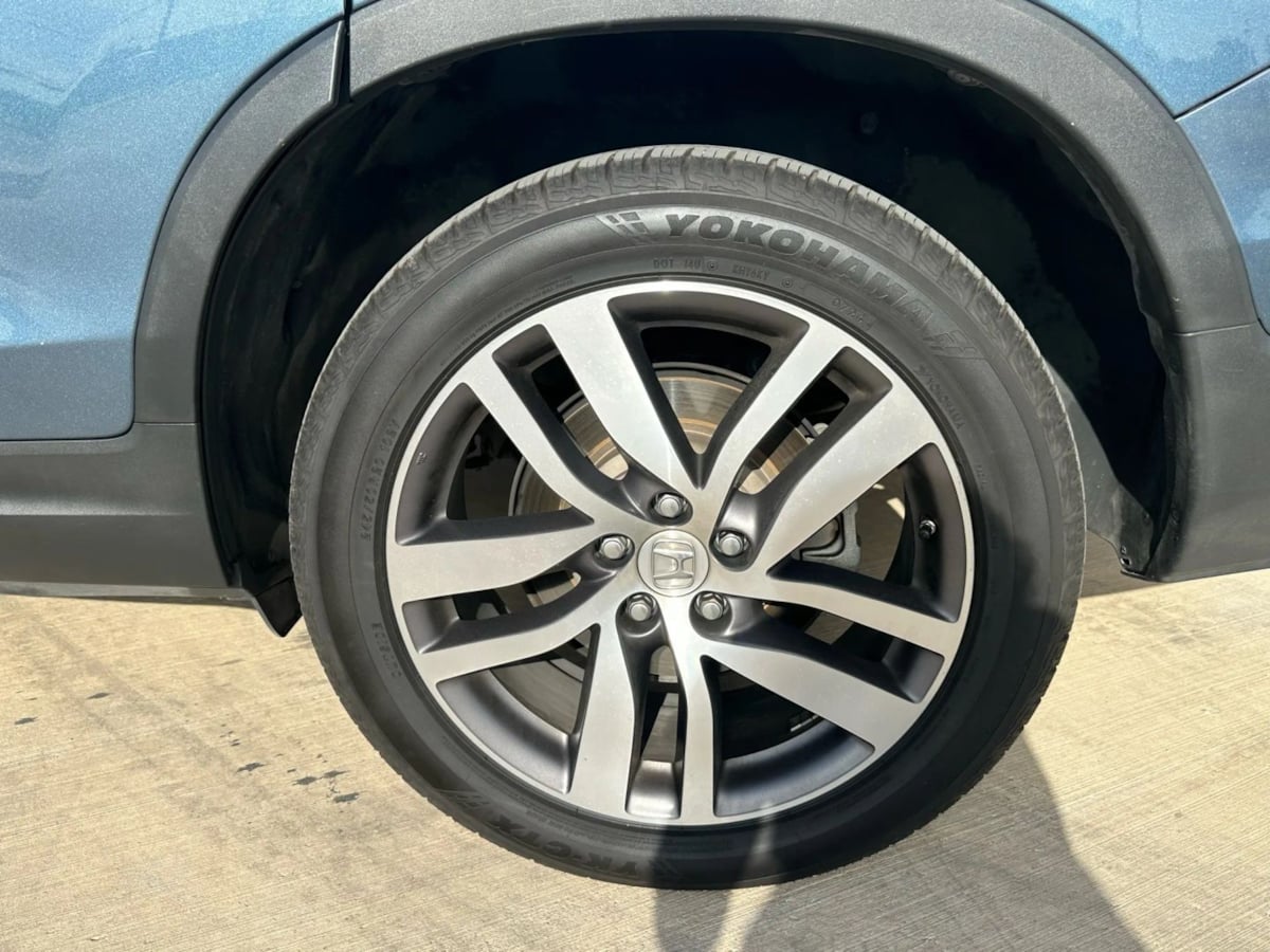2018 Honda Pilot Touring photo 10
