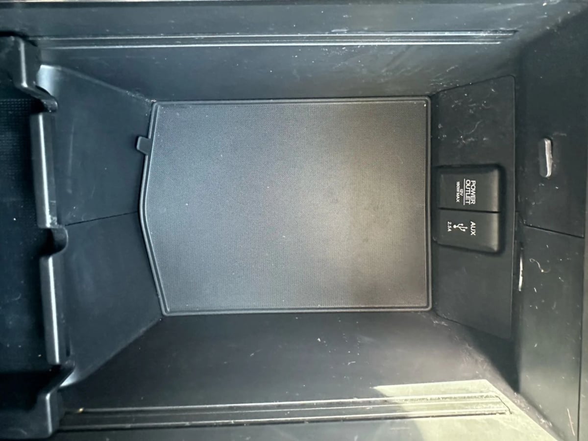 2018 Honda Pilot Touring photo 18