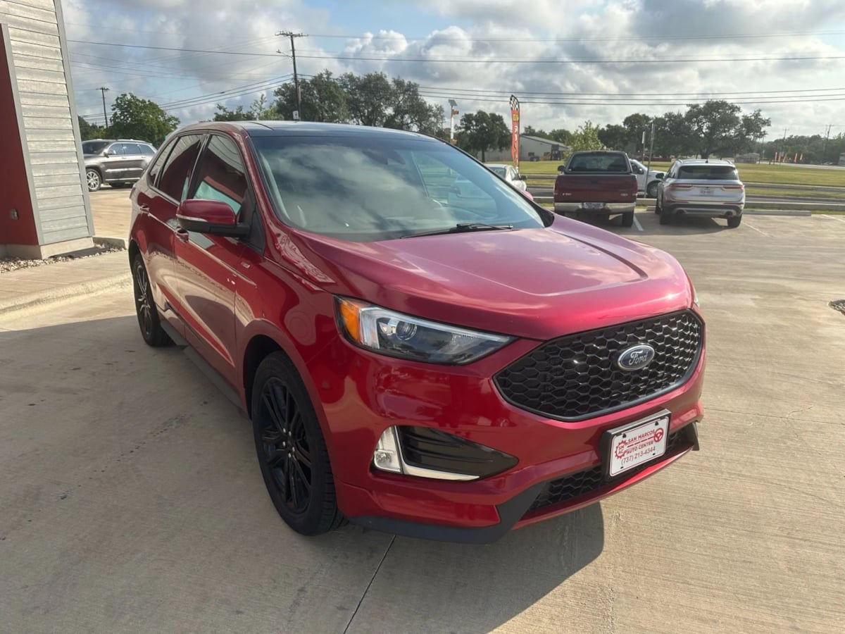 2020 Ford Edge ST photo 3