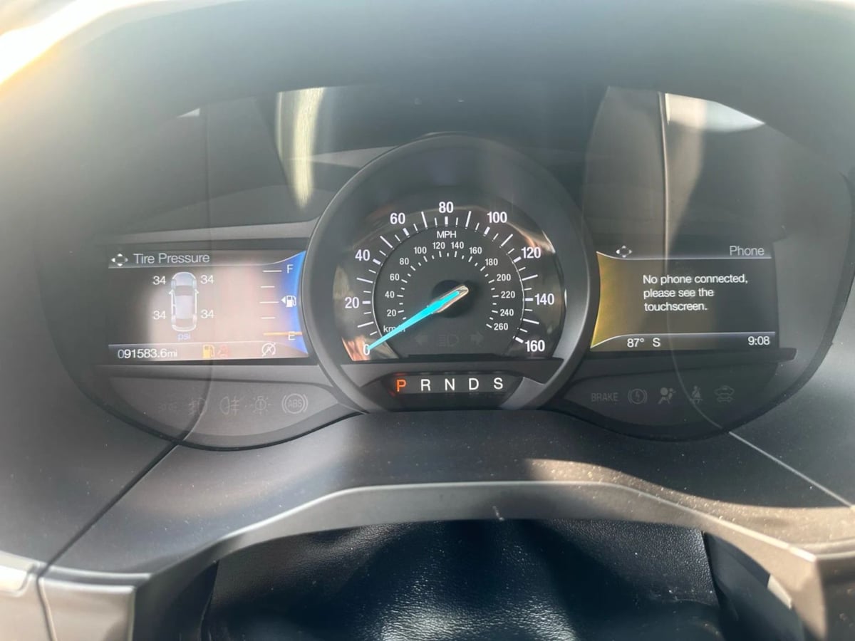 2020 Ford Edge ST photo 16