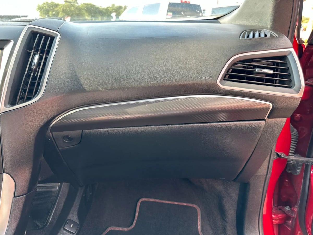 2020 Ford Edge ST photo 34