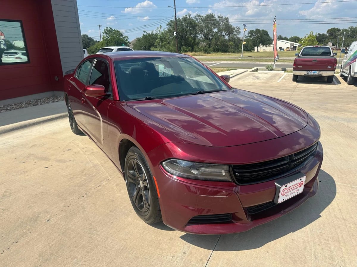2019 Dodge Charger SXT photo 3