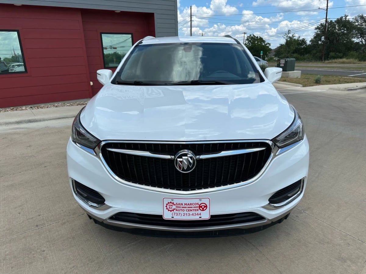 2020 Buick Enclave Essence photo 3