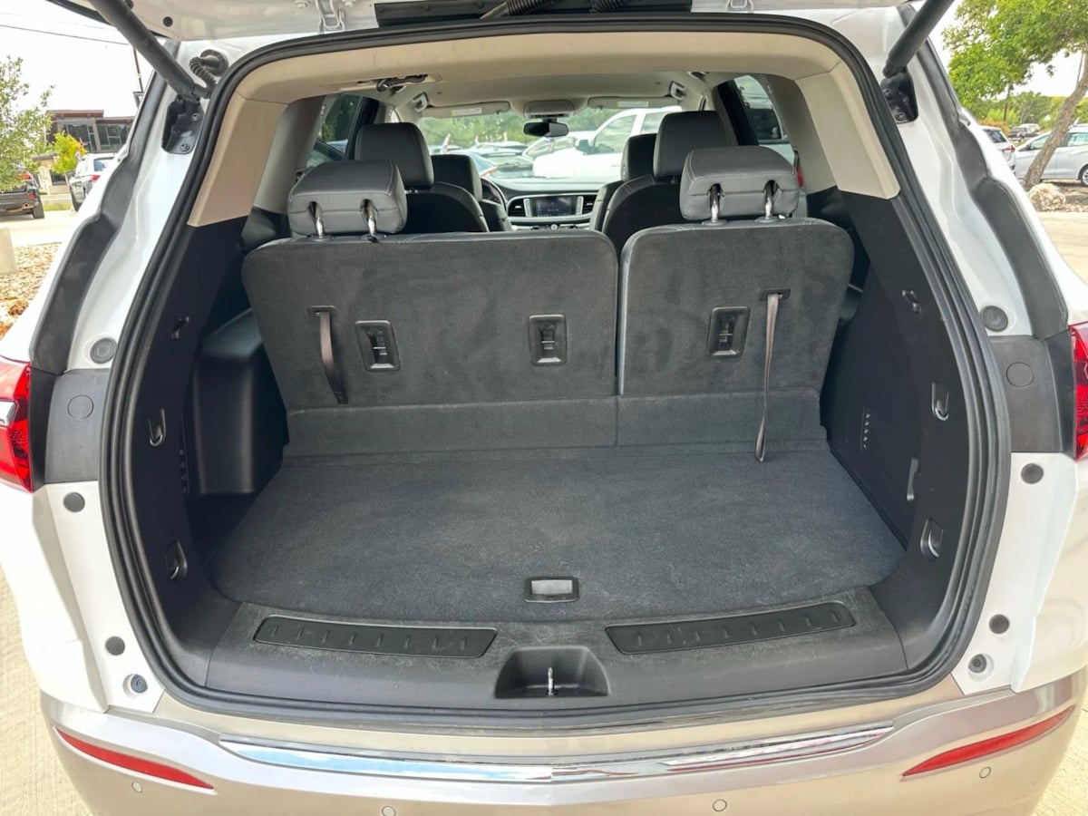 2020 Buick Enclave Essence photo 26